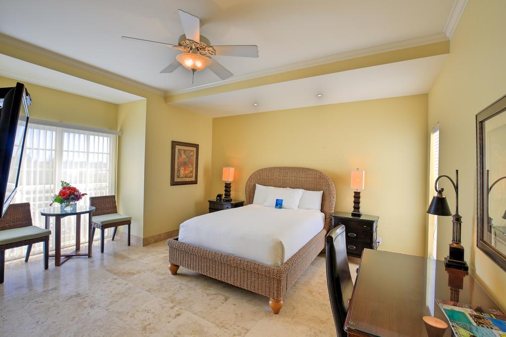 Hotel Windsong On The Reef Grace Bay Zewnętrze zdjęcie